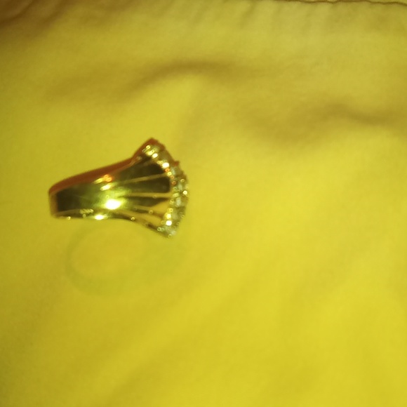 Ring - Picture 3 of 3